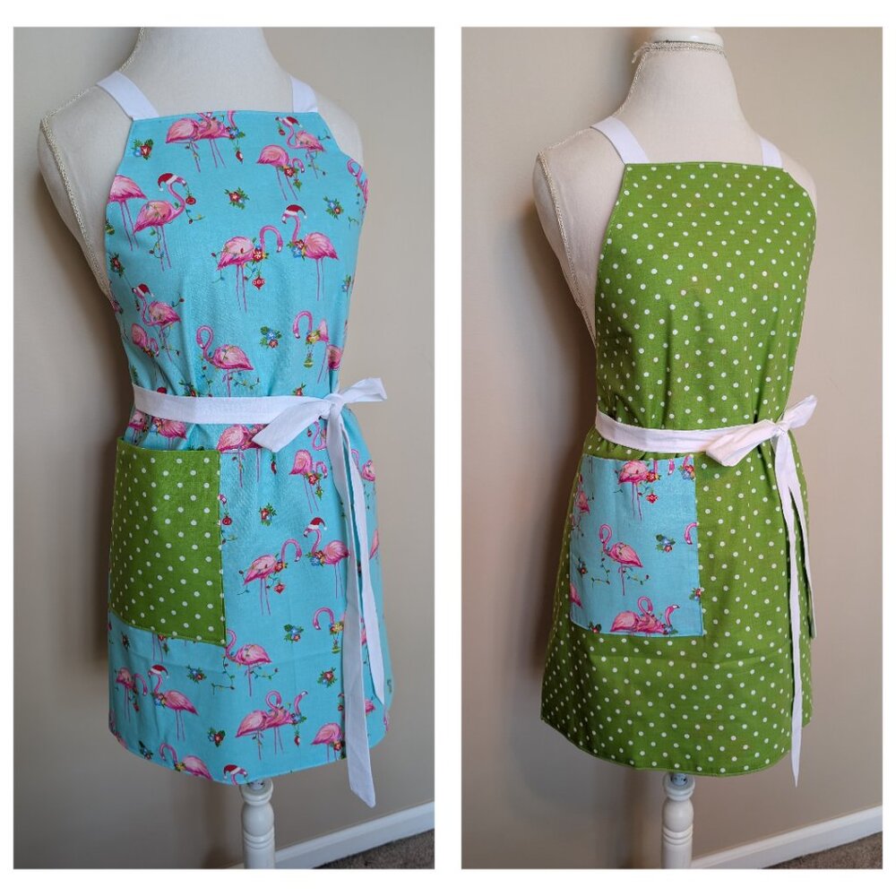 NWT Handmade Reversible Apron - Christmas flamingos and dots - One Size